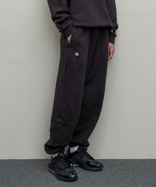 Russell Athletic(ラッセルアスレティック)の「【BAL(バル)/2024春夏】BAL / RUSSELL ATHLETIC HIGH COTTON SWEATPANT(スウェットパンツ・メンズ・アイボリー/ブラック・1/2/3)」の6枚目の写真