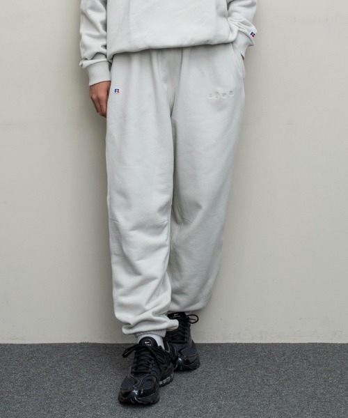 Russell Athletic(ラッセルアスレティック)の「【BAL(バル)/2024春夏】BAL / RUSSELL ATHLETIC HIGH COTTON SWEATPANT(スウェットパンツ・メンズ・アイボリー/ブラック・1/2/3)」の7枚目の写真