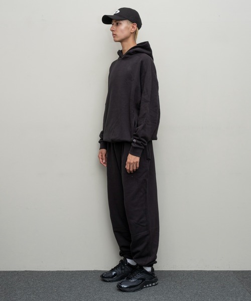 Russell Athletic(ラッセルアスレティック)の「【BAL(バル)/2024春夏】BAL / RUSSELL ATHLETIC HIGH COTTON SWEATPANT(スウェットパンツ・メンズ・アイボリー/ブラック・1/2/3)」の14枚目の写真