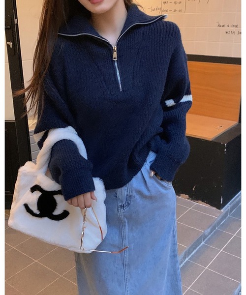 LYEON(リヨン)の「袖ラインハーフジップニットプルオーバー(ニット/セーター・レディース・オフホワイト/グレー/ネイビー・FREE)」の5枚目の写真