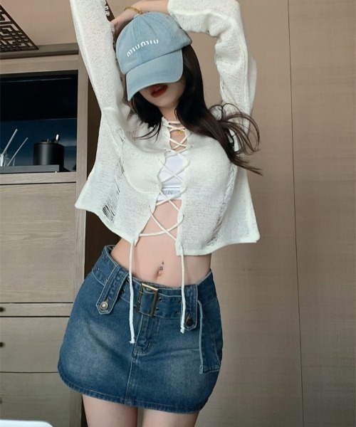 NANEA（ナネア）の「２WAY　クロップド丈シアーニット（ニット/セーター・レディース・ベージュ/ブラック/ホワイト・フリー）」の19枚目の写真