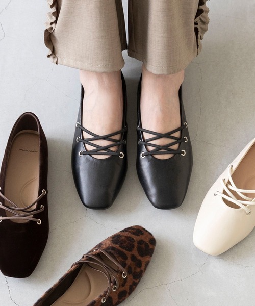 menue（メヌエ）の「【 新色追加 】レースアップ スクエアトゥ パンプス（パンプス・レディース・アイボリー/ブラック/ブラウン/ブラウン系その他2/ブラウン系その他・21.5cm/22.5cm/23.5cm/24.5cm/25.5cm/23.0cm/24.0cm/26.0cm/22.0cm/25.0cm）」の19枚目の写真