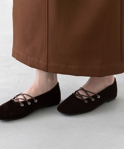 menue（メヌエ）の「【 新色追加 】レースアップ スクエアトゥ パンプス（パンプス・レディース・アイボリー/ブラック/ブラウン/ブラウン系その他2/ブラウン系その他・21.5cm/22.5cm/23.5cm/24.5cm/25.5cm/23.0cm/24.0cm/26.0cm/22.0cm/25.0cm）」の14枚目の写真