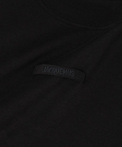 JACQUEMUS(ジャックムス)の「LE TSHIRT GROS GRAIN(Tシャツ/カットソー・レディース・ホワイト/ベージュ/ブラック/ピンク/ブルー・XS/S)」の7枚目の写真