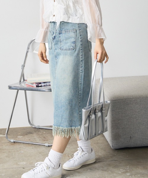ROOPTOKYO(ループトウキョウ)の「▲Fringe Long Denim Skirt / フリンジロングデニムスカート(デニムスカート・レディース・ブルー・S/M/L)」の12枚目の写真