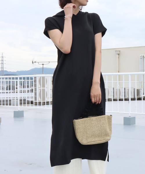 libelle more(リベル モア)の「薄手ポンチ フードワンピース(ワンピース・レディース・カーキ/グレイッシュベージュ/ブルー/ブラック・M)」の5枚目の写真
