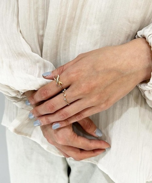 flower（フラワー）の「リボンリング（リング・レディース・ゴールド・FREE）」の6枚目の写真