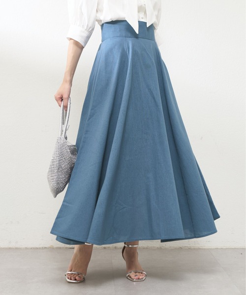 natural couture(ナチュラルクチュール)の「綿麻ハイウエストサーキュラースカート(スカート・レディース・イエロー/ドット/ライトベージュ/ブラック/ブルー・MEDIUM/LARGE)」の4枚目の写真