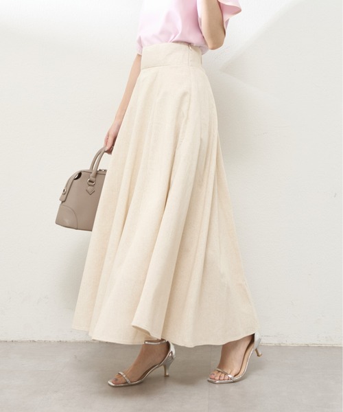 natural couture(ナチュラルクチュール)の「綿麻ハイウエストサーキュラースカート(スカート・レディース・イエロー/ドット/ライトベージュ/ブラック/ブルー・MEDIUM/LARGE)」の17枚目の写真