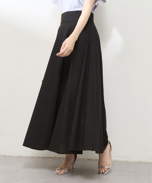 natural couture(ナチュラルクチュール)の「綿麻ハイウエストサーキュラースカート(スカート・レディース・イエロー/ドット/ライトベージュ/ブラック/ブルー・MEDIUM/LARGE)」の7枚目の写真