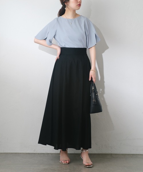 natural couture(ナチュラルクチュール)の「綿麻ハイウエストサーキュラースカート(スカート・レディース・イエロー/ドット/ライトベージュ/ブラック/ブルー・MEDIUM/LARGE)」の14枚目の写真