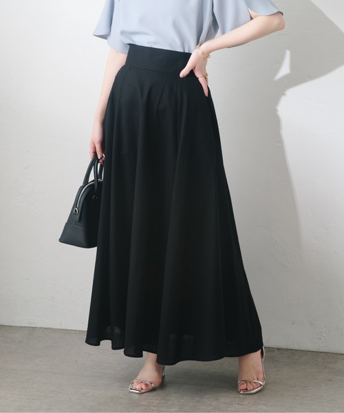 natural couture(ナチュラルクチュール)の「綿麻ハイウエストサーキュラースカート(スカート・レディース・イエロー/ドット/ライトベージュ/ブラック/ブルー・MEDIUM/LARGE)」の11枚目の写真