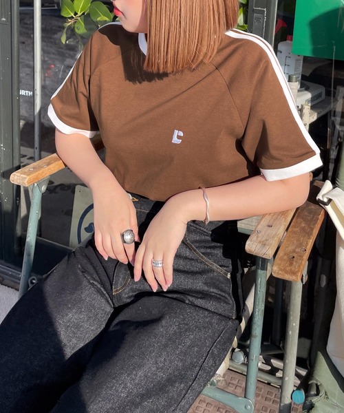 Chillfar（チルファー）の「ラグランラインスリーブリンガー刺繍Tシャツ（Tシャツ/カットソー・レディース・杢グレー/ブラック/ホワイト×ブラック/ホワイト/ブラウン/ネイビー/イエロー・FREE）」の5枚目の写真