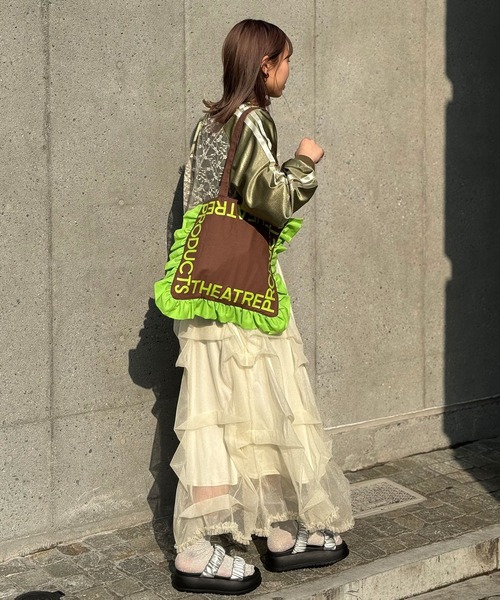 THEATRE PRODUCTS（シアタープロダクツ）の「【THEATRE PRODUCTS/シアタープロダクツ】別注フリルロゴトートバック（トートバッグ・レディース・グリーン/ホワイト/ブラック・FREE）」の16枚目の写真