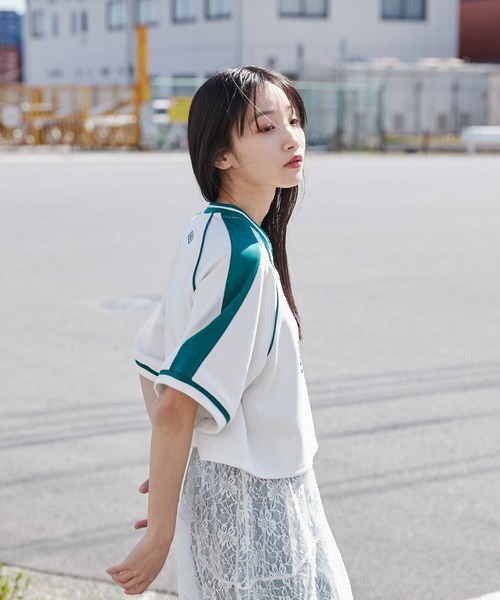 UMBRO（アンブロ）の「∴WEGO/別注UMBROサッカーショートシャツ（Tシャツ/カットソー・レディース・ホワイト/レッド・FREE）」の11枚目の写真