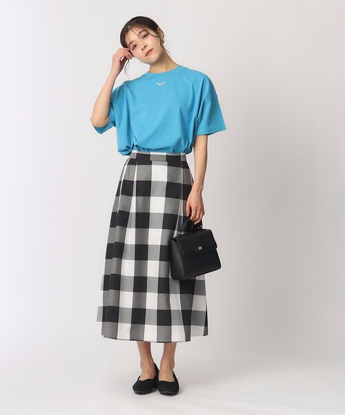 DRESKIP（ドレスキップ）の「◆【遮熱/UVカット】AIR SHIELD ゆるTシャツ（Tシャツ/カットソー・レディース・オフホワイト/ブラック系1/オレンジ/ライトブルー/ブラック/ライトベージュ・04/03/02）」の13枚目の写真