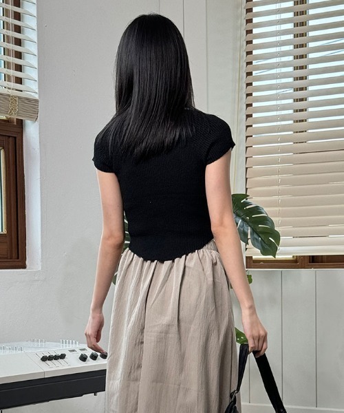 VIVID LADY(ビビッドレディー)の「スクエアⅤネックニット半袖レディース ニットプルオーバー 夏ニット(ポロシャツ・レディース・ベージュ/ブラック/ピンク・FREE)」の15枚目の写真