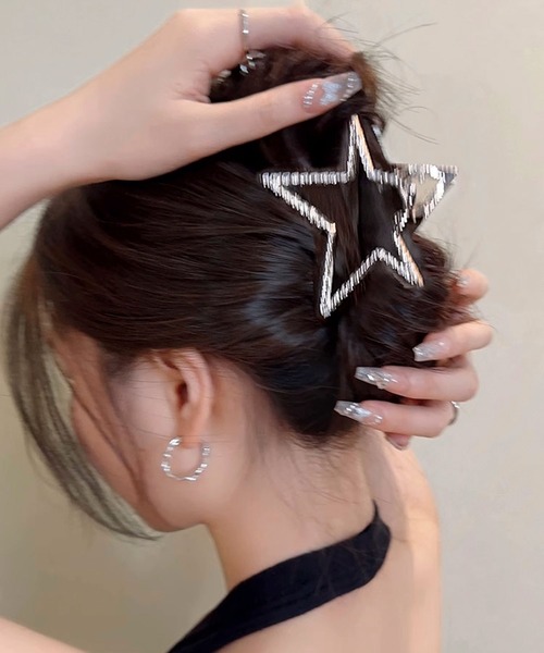 シルバー星型デザインヘアークリップ（直径6.8cm）（バレッタ