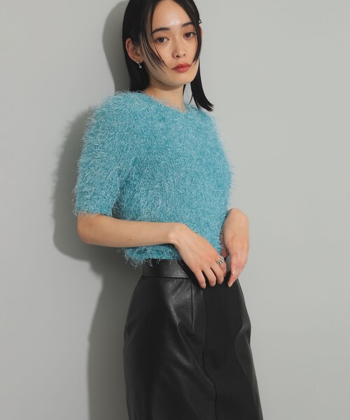 Ray BEAMS(レイビームス)の「フェザーヤーン ハーフスリーブ クルーネック ニット(ニット/セーター・レディース・オフホワイト/ライトブルー・ONE SIZE)」の10枚目の写真