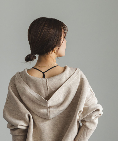 新品noble接結タック編みフードプルオーバー　ナチュラル 追加》接結タック編みフードプルオーバー（ニット/セーター