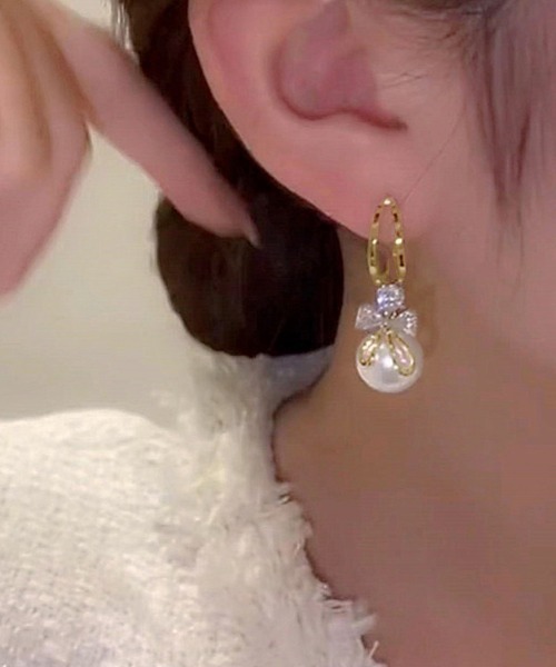 Miniministore(ミニミニストア)の「ピアス 韓国 揺れる パールリボンピアス(ピアス(両耳用)・レディース・ゴールド・FREE)」の3枚目の写真