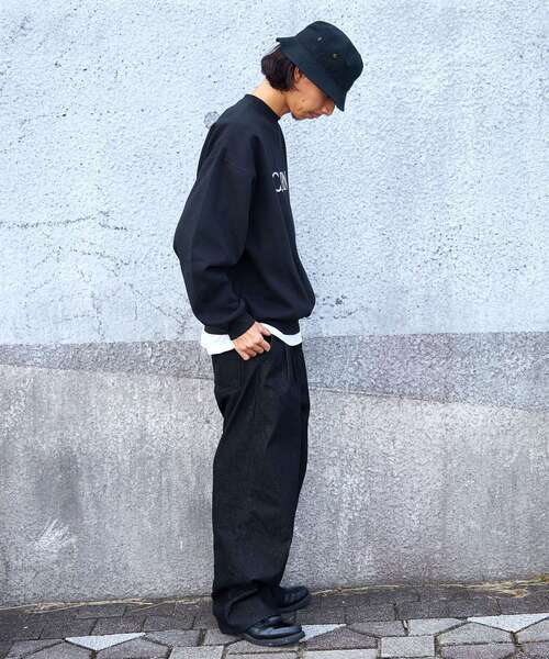 FFEIN（フェイン）の「【FFEIN(フェイン)】センターロゴプルオーバースウェット / スウェット クルーネック  裏起毛【セットアップ対応】（スウェット・メンズ・ネイビー/ブラック/アッシュグレー・SMALL/MEDIUM/LARGE）」の8枚目の写真