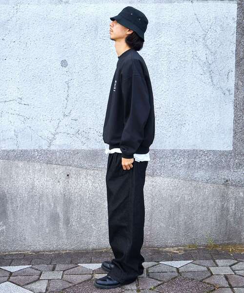 FFEIN（フェイン）の「【FFEIN(フェイン)】センターロゴプルオーバースウェット / スウェット クルーネック  裏起毛【セットアップ対応】（スウェット・メンズ・ネイビー/ブラック/アッシュグレー・SMALL/MEDIUM/LARGE）」の10枚目の写真