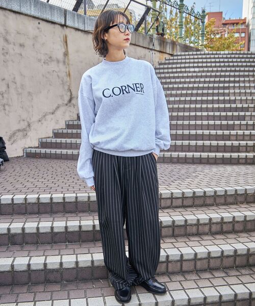 FFEIN（フェイン）の「【FFEIN(フェイン)】センターロゴプルオーバースウェット / スウェット クルーネック  裏起毛【セットアップ対応】（スウェット・メンズ・ネイビー/ブラック/アッシュグレー・SMALL/MEDIUM/LARGE）」の21枚目の写真