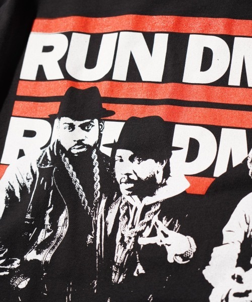 THRIFTY LOOK（スリフティールック）の「THRIFTY LOOK / スリフティールック THRIFTY "RUN DMC" TEE ランディーエムシー ヒップホップTシャツ  ユーズド加工（Tシャツ/カットソー・メンズ・ブラック/ブラック系その他・LARGE/X-LARGE/MEDIUM）」の11枚目の写真