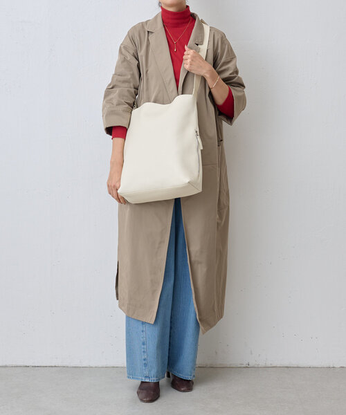 LIVETART(リヴェタート)の「《LIVETART》 2WAYトートバッグ(トートバッグ・レディース・アイボリー/ブラック・FREE)」の8枚目の写真