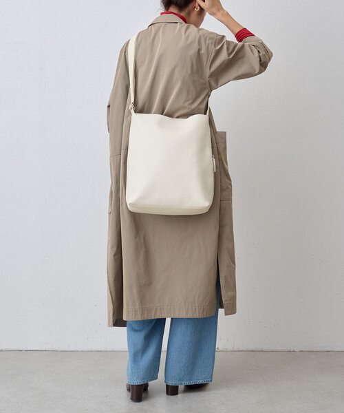 LIVETART(リヴェタート)の「《LIVETART》 2WAYトートバッグ(トートバッグ・レディース・アイボリー/ブラック・FREE)」の10枚目の写真