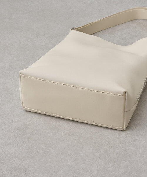 LIVETART(リヴェタート)の「《LIVETART》 2WAYトートバッグ(トートバッグ・レディース・アイボリー/ブラック・FREE)」の17枚目の写真