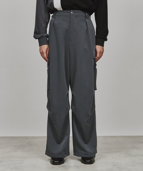 tk.TAKEO KIKUCHI（ティーケータケオキクチ）の「ワイドカーゴスラックス（カーゴパンツ・メンズ・チャコールグレー/ダークグリーン/ブラック・01/02/03）」の15枚目の写真