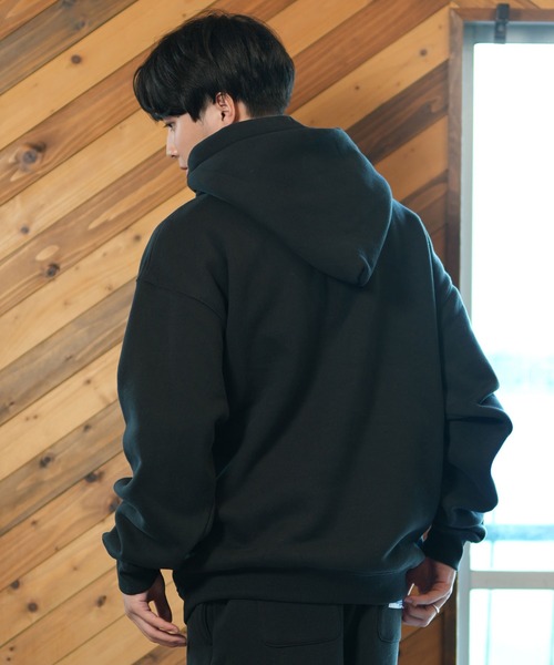 Champion(チャンピオン)の「CHAMPION/チャンピオン プルオーバーパーカー/スウェット オーバーサイズ 裏起毛 セットアップ対応 ユニセックス C3-A110(パーカー・メンズ・ブルーグリーン/ブラック/オートミール/グレー・XL/L/M)」の7枚目の写真