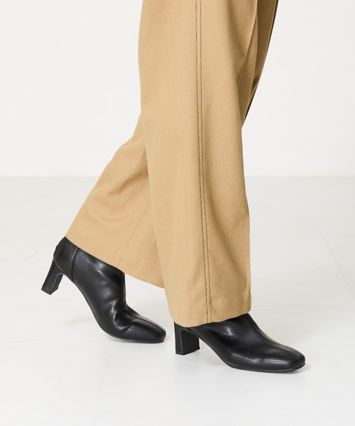 ORiental TRaffic(オリエンタルトラフィック)の「ストレッチヒールバックジップブーツ 41406(ブーツ・レディース・ガンメタ/ブラック/ベージュ・S/M/L/LL)」の19枚目の写真