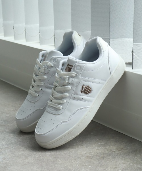 カナ OFF-WHITE オフホワイト バルカナイズ ローカットスニーカー