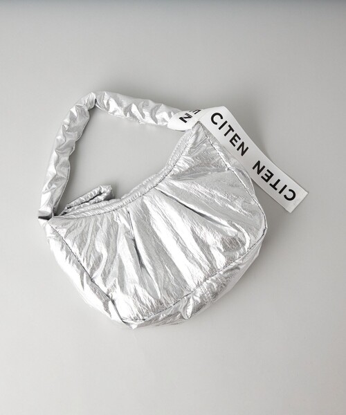 CITEN(シテン)の「<CITEN>パフ ミニ ハンドバッグ(ハンドバッグ・レディース・シルバー/ブラック・FREE)」の8枚目の写真