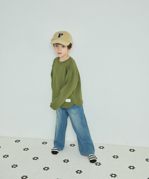 pairmanon（ペアマノン）の「裏起毛 裾ラウンド ネーム付き プルオーバー（スウェット・キッズ・レッド/ライトグリーン/ベージュ/ブルー系その他/ピンク/ブラウン/アイボリー/カーキ/ピンク系その他/ブラック/ライトブルー/ブルー/グレー・140/150/100/120/130/110/90）」の21枚目の写真