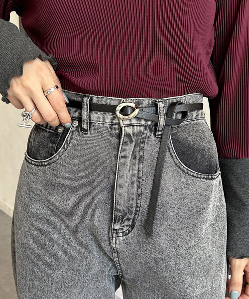 Thevon（ゼボン）の「ニュアンスバックル合皮ベルト（ベルト・レディース・ブラウン/ブラウン系その他/ブラック系その他/ブラック・FREE）」の2枚目の写真