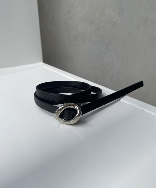 Thevon（ゼボン）の「ニュアンスバックル合皮ベルト（ベルト・レディース・ブラウン/ブラウン系その他/ブラック系その他/ブラック・FREE）」の7枚目の写真