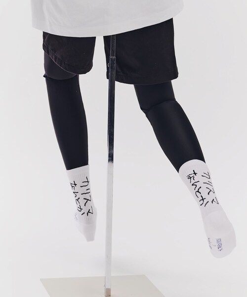 tk.TAKEO KIKUCHI（ティーケータケオキクチ）の「Ken Kagami×tk．TAKEO KIKUCHI カリスマなんとかソックス（ソックス/靴下・メンズ・ブラック/ホワイト・00）」の4枚目の写真