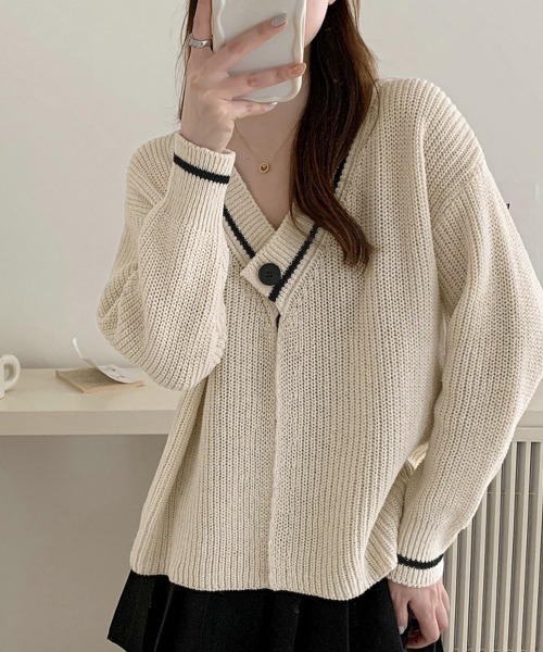 Miniministore(ミニミニストア)の「ニットカーディガン 韓国風 秋冬セーター(ニット/セーター・レディース・ブラウン/ブラック/ライトベージュ・FREE)」の3枚目の写真
