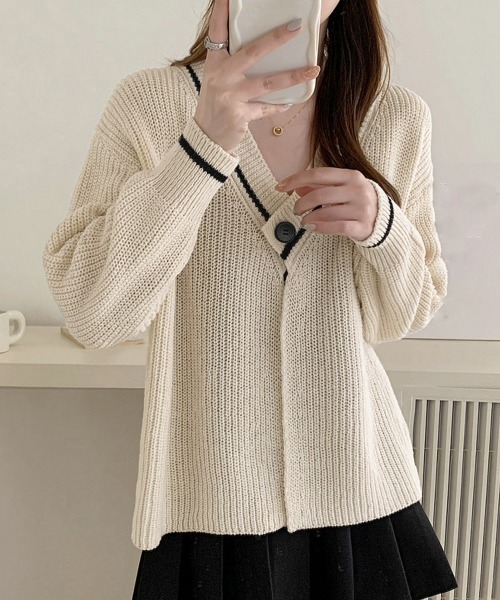 Miniministore(ミニミニストア)の「ニットカーディガン 韓国風 秋冬セーター(ニット/セーター・レディース・ブラウン/ブラック/ライトベージュ・FREE)」の4枚目の写真