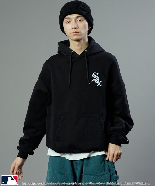 MLB/メジャーリーグベースボール 別注 MLB ハートロゴ刺繍スウェットパーカー/フーディー/裏起毛(限定展開)（パーカー）｜MLB（メジャーリーグベースボール）