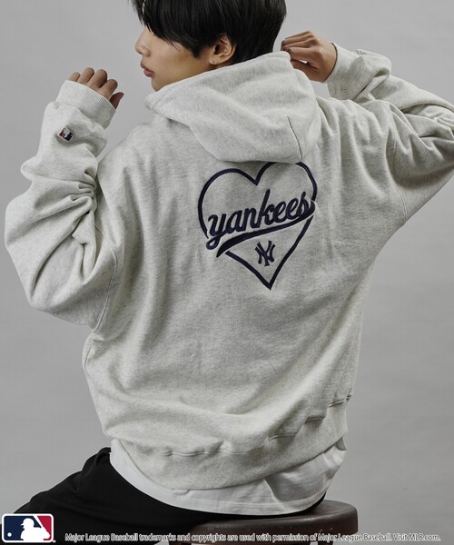 MLB/メジャーリーグベースボール 別注 MLB ハートロゴ刺繍スウェットパーカー/フーディー/裏起毛(限定展開)（パーカー）｜MLB（メジャーリーグベースボール）