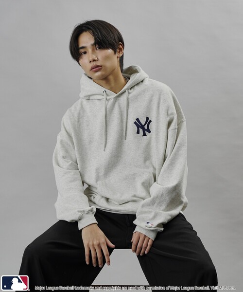 MLB/メジャーリーグベースボール 別注 MLB ハートロゴ刺繍スウェットパーカー/フーディー/裏起毛(限定展開)（パーカー）｜MLB（メジャーリーグベースボール）