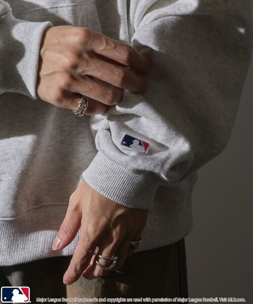 MLB/メジャーリーグベースボール 別注 MLB ハートロゴ刺繍スウェットパーカー/フーディー/裏起毛(限定展開)（パーカー）｜MLB（メジャーリーグベースボール）