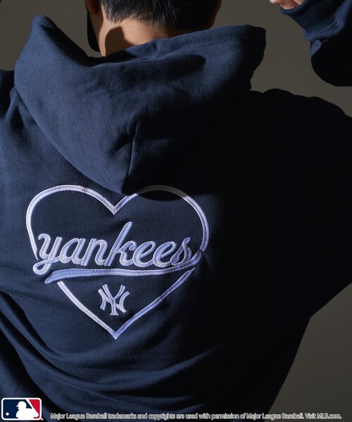 MLB/メジャーリーグベースボール 別注 MLB ハートロゴ刺繍スウェットパーカー/フーディー/裏起毛(限定展開)（パーカー）｜MLB（メジャーリーグベースボール）