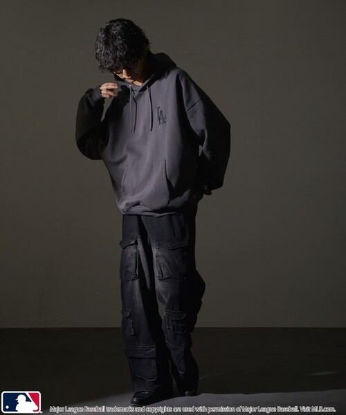 MLB/メジャーリーグベースボール 別注 MLB ハートロゴ刺繍スウェットパーカー/フーディー/裏起毛(限定展開)（パーカー）｜MLB（メジャーリーグベースボール）