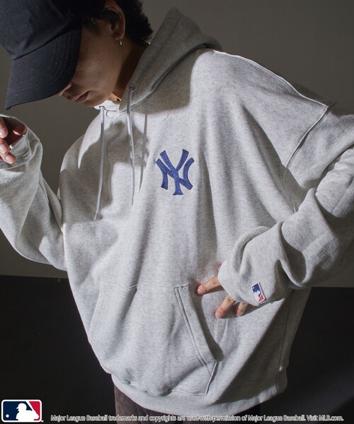 MLB/メジャーリーグベースボール 別注 MLB ハートロゴ刺繍スウェットパーカー/フーディー/裏起毛(限定展開)（パーカー）｜MLB（メジャーリーグベースボール）